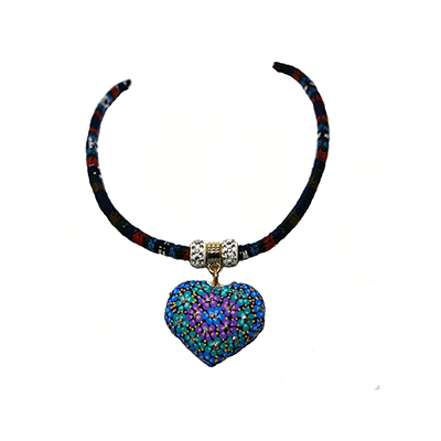 Collar Étnico Azul Con Corazón Alebrije